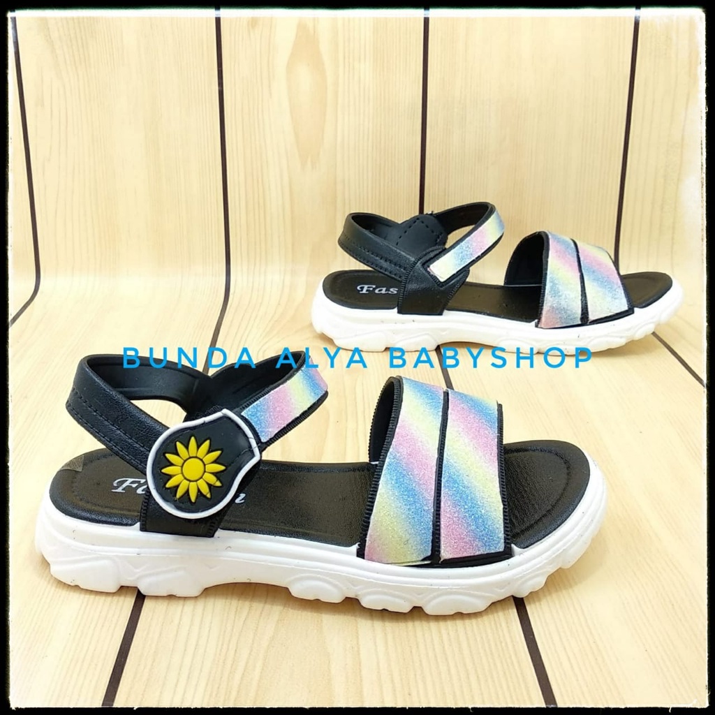 Sendal Anak Perempuan Usia 4 5 6 Tahun Glitter Pelangi HITAM Elastis - Sandal Anak Cewek Anti Licin Alas Karet RAINBOW