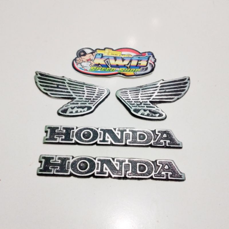 Emblem Tangki Honda S90Z CB125 CB100