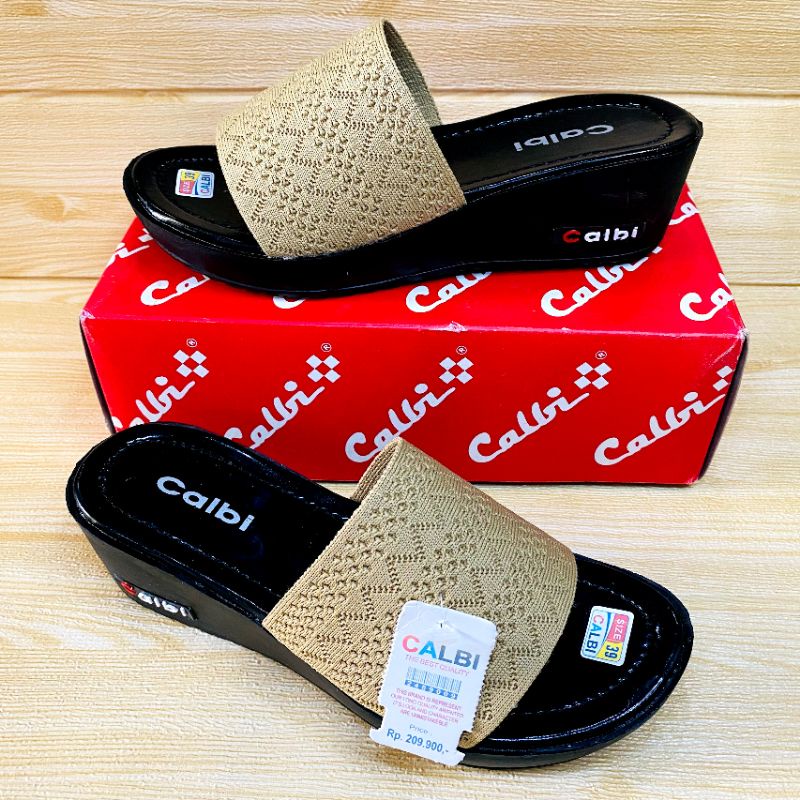 SANDAL WANITA WEDGES TERBARU MODEL CALBI/ SANDAL WEDGES TERBARU-RAJUT CREAM