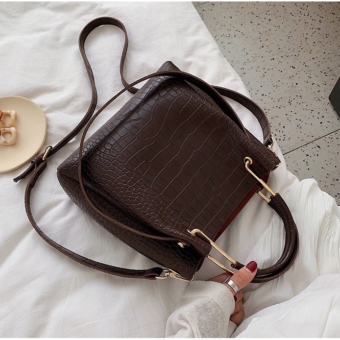BJ42713 BLACK/COFFEE/YELLOW TAS SLEMPANG KULIT SINTETIS IMPORT TAS WANITA FASHION IMPORT MODIS ELEGAN TERMURAH TERLARIS TERBARU BAGSTORE JAKARTA TAS BATAM VC82493 BQ2713 CR7233