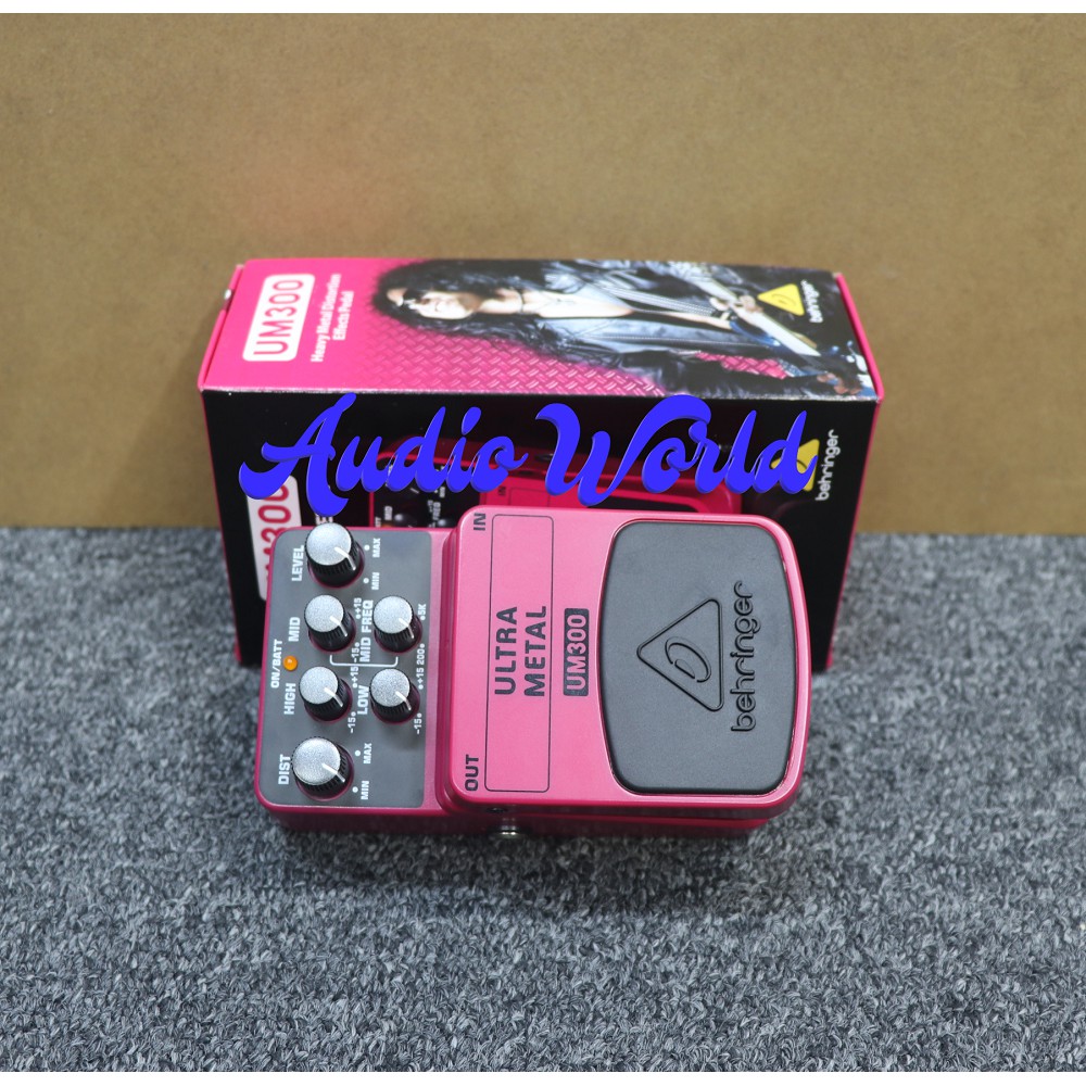 EFEK GITAR BEHRINGER ULTRA METAL UM 300 UM-300  EFEK ROCK METAL DISTORSI