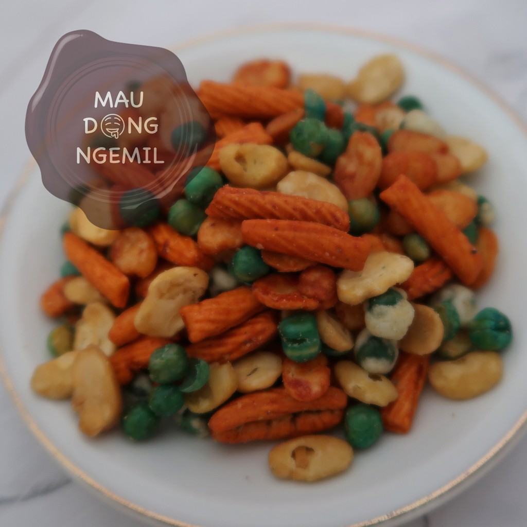 

Kacang Campur Mix Nuts 100gram