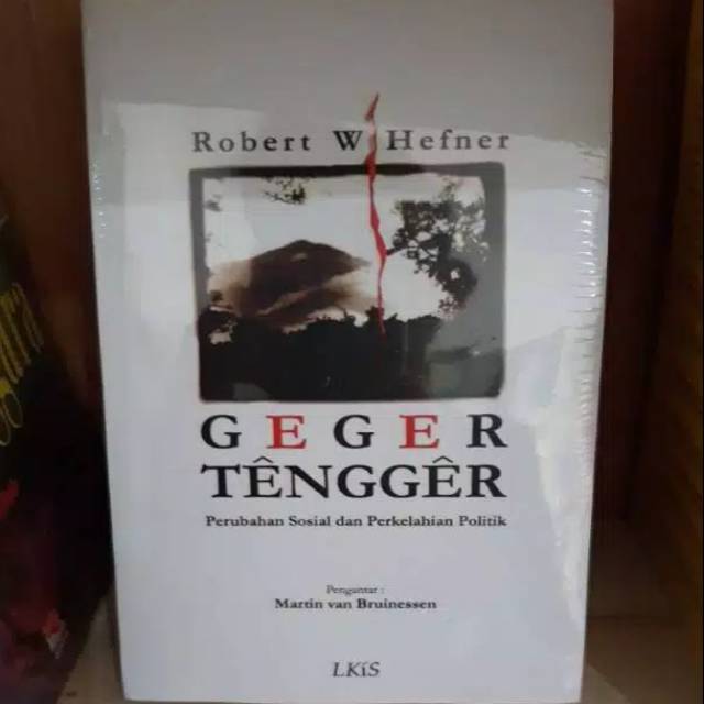 Geger tengger - robert w.hefner