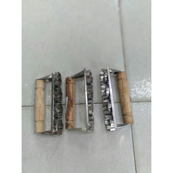 CETAKAN KUE BANGKIT KASTANGEL COOKIE CUTTER LOVE KOTAK CETAKAN BULAT CETAKAN BULAN SABIT GAGANG KAYU