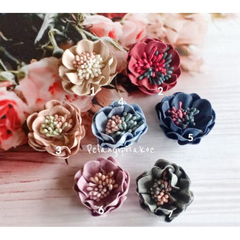 Aplikasi Bunga Suede Korea