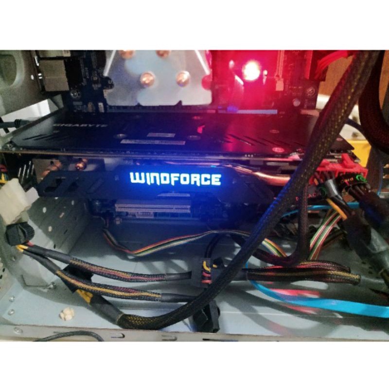 AMD R9 390 8GB GYGABYTE bukan rx580 rx570 rx470 rx480