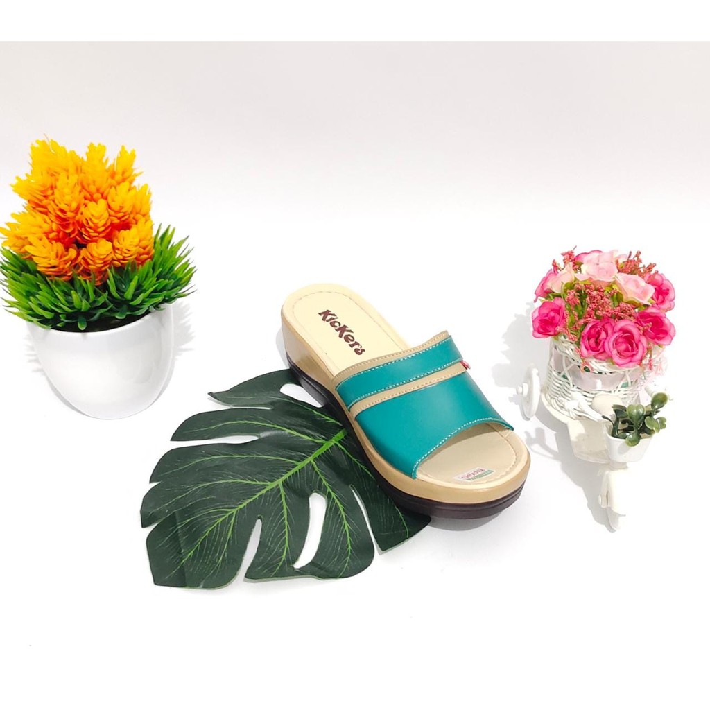 SANDAL KICKERS WEDGES WANITA