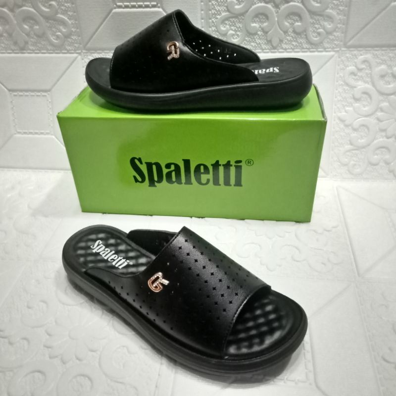 Sandal Import merek Spaletti