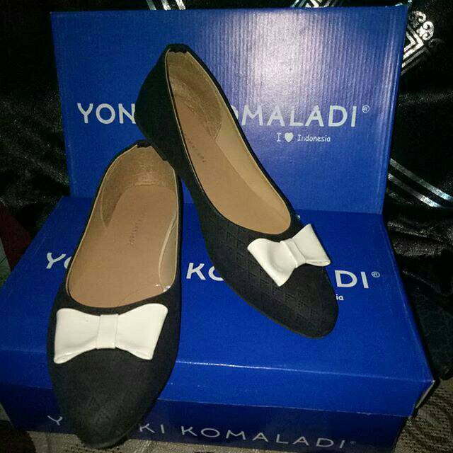 Sepatu wanita yongki komaladi