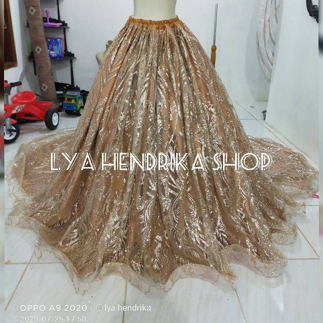 Rok ekor pengantin candy crush