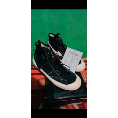 Sepatu Compass Proto Rnd Hi