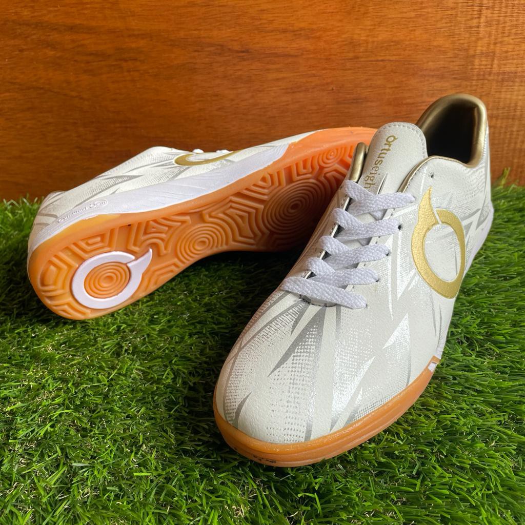 Sepatu Futsal OrtuSeight Ortus Raven Catalyst CC original-2