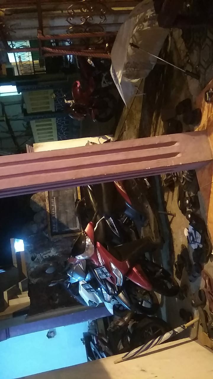 Gelas Ukur Takar Laboratorium Dapur 100ml Plastik  1pcs