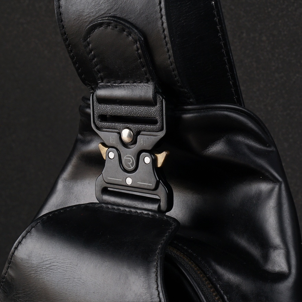 Axle Man Tas Slempang Pria Kulit Asli Genuine Leather