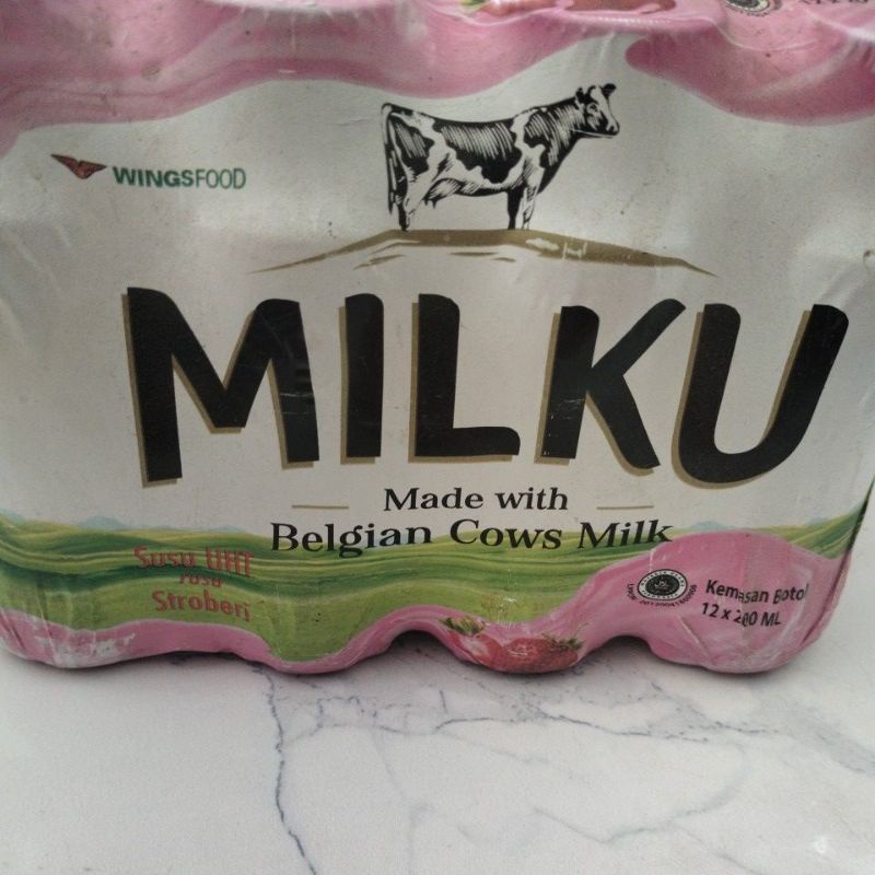

Milku Botol Stroberi 200ml Pack Isi 12 Botol