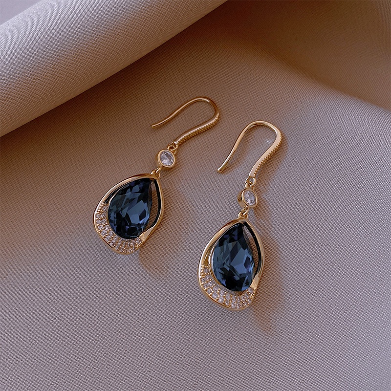 Anting Tusuk Gantung Desain Tetesan Air Hollow Hias Kristal Gaya Trendy / Korea / Elegan Untuk Wanita