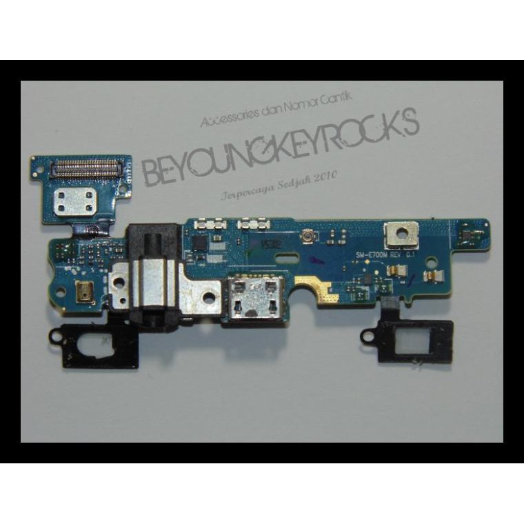 DISKON FLEXIBLE KONEKTOR CHARGER SAMSUNG E7 / E700F ORIGINAL 