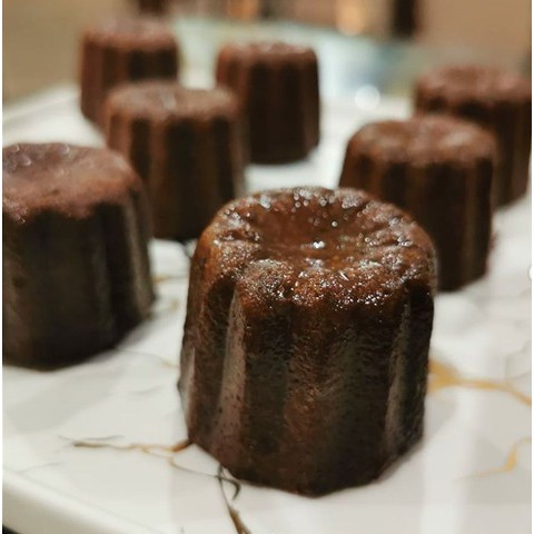 

Canelé