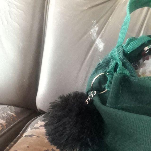 Gantungan Bulu Pom Pom