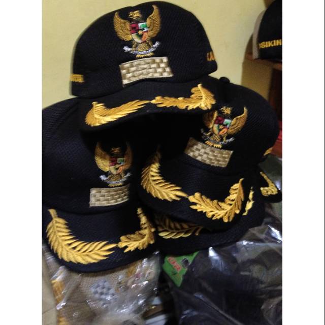 Topi kades