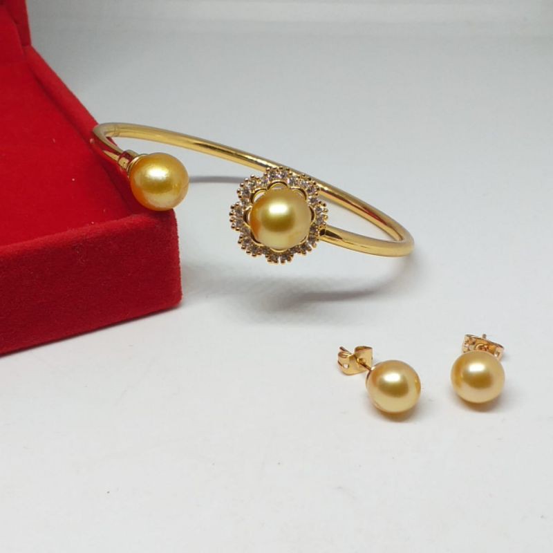 Set Gelang dan Giwang Mutiara Laut Grade A khas Lombok