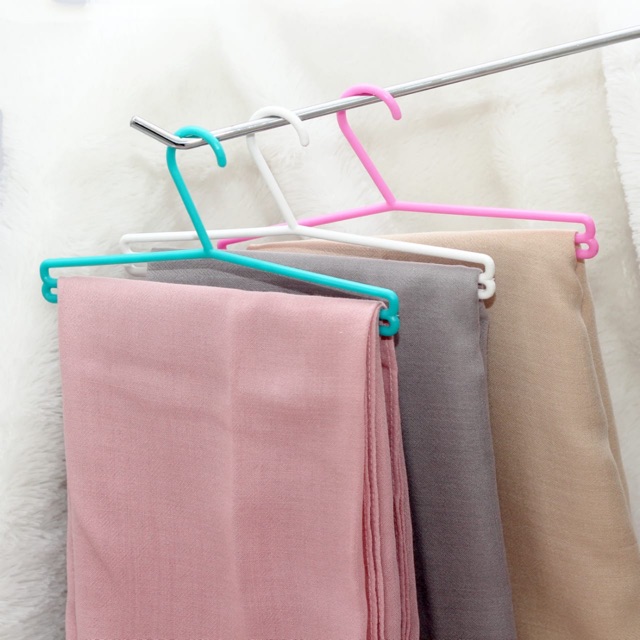 Hanger kastok kerudung hijab jilbab murah