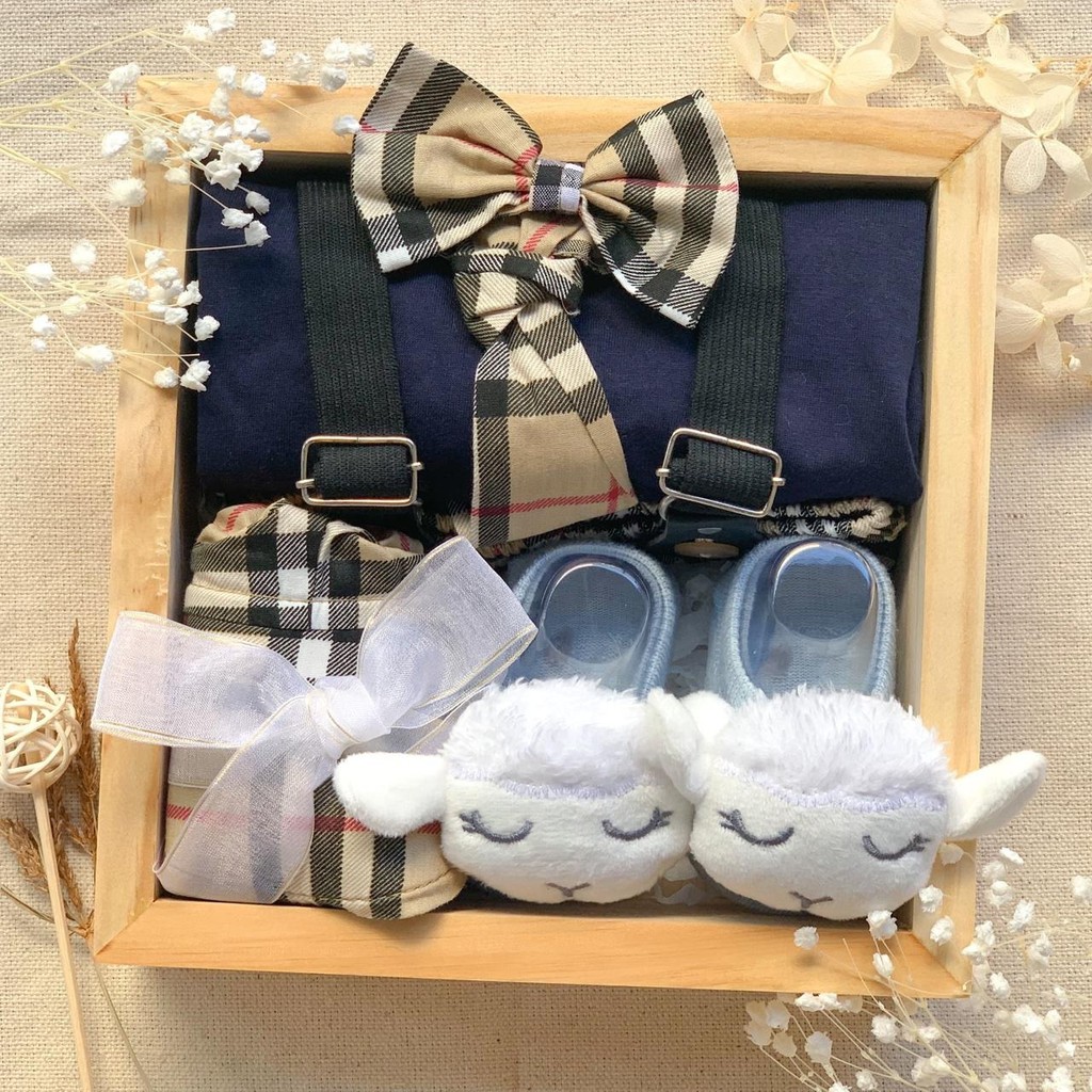 Hampers Bayi Laki Laki / Hamper Baby Boy Kado Lahiran Bayi Gift Set Babygift Parcel - Dandy Set