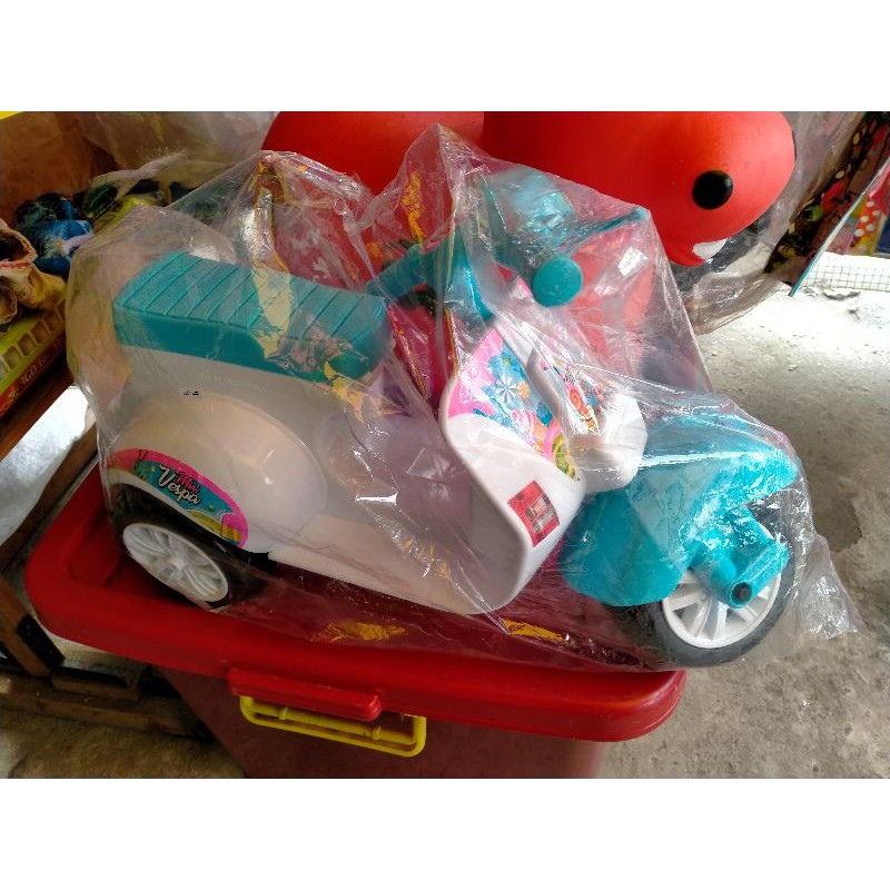 Vespa mini anak