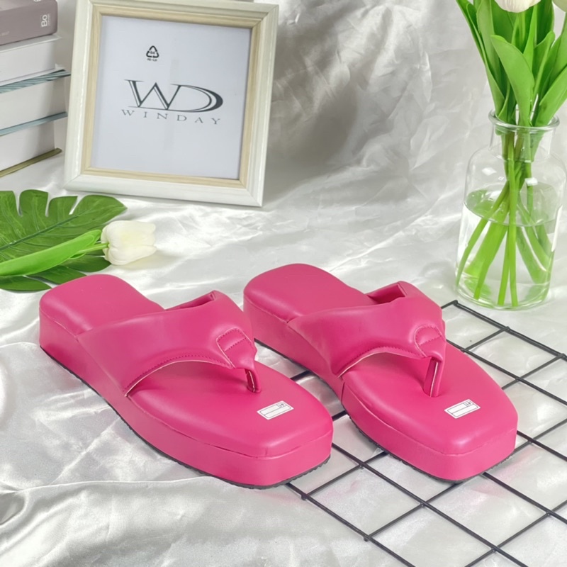 Sandal Jepit Wanita Elegan Empuk Ringan