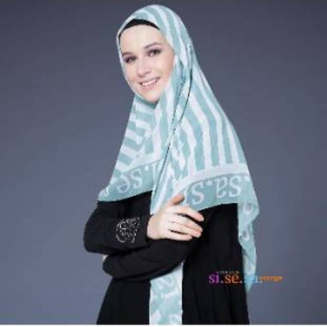 New sisesa scraf segi empat