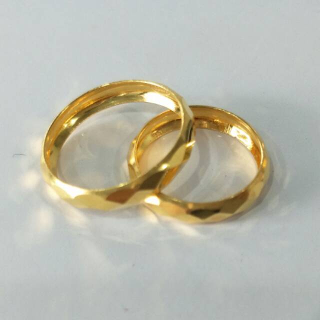 Fantastis 10 Gambar Cincin Tunangan Emas  Richa Gambar