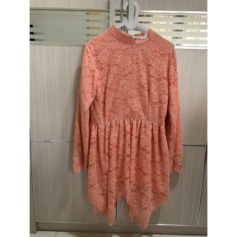 (Preloved) Kebaya Brokat Manik Warna Salem