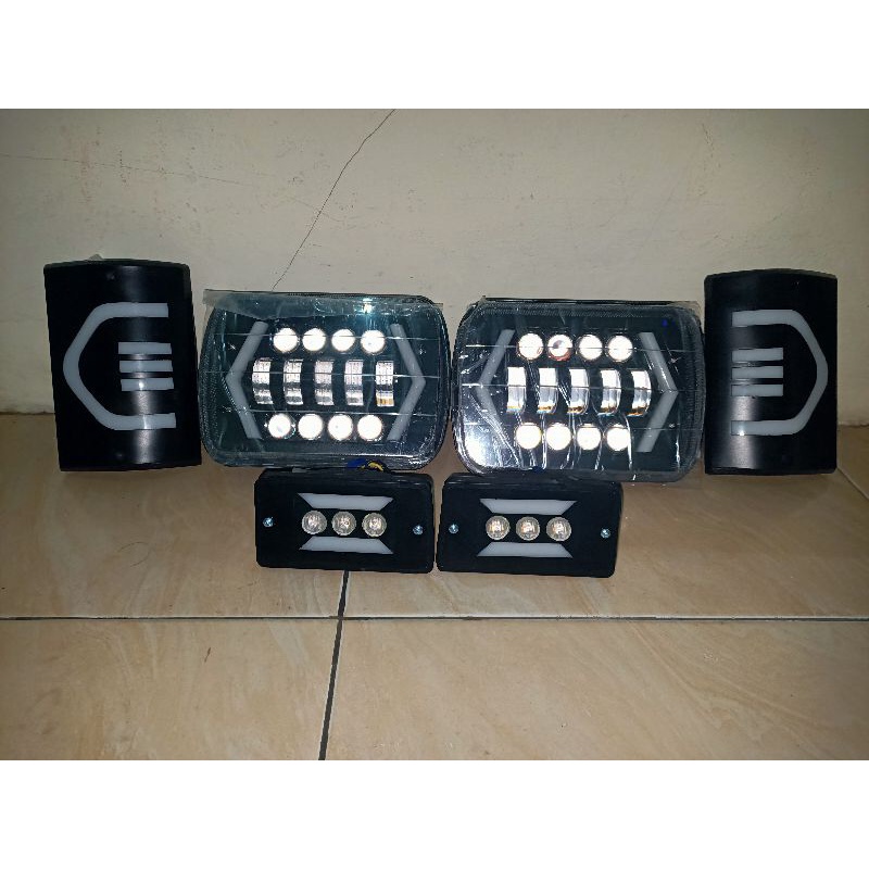 SET LAMPU DEPAN L300