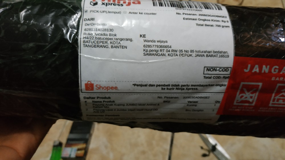 Payung Lipat 4 Jumbo 10jari Motif Huruf Dd Anti Uv