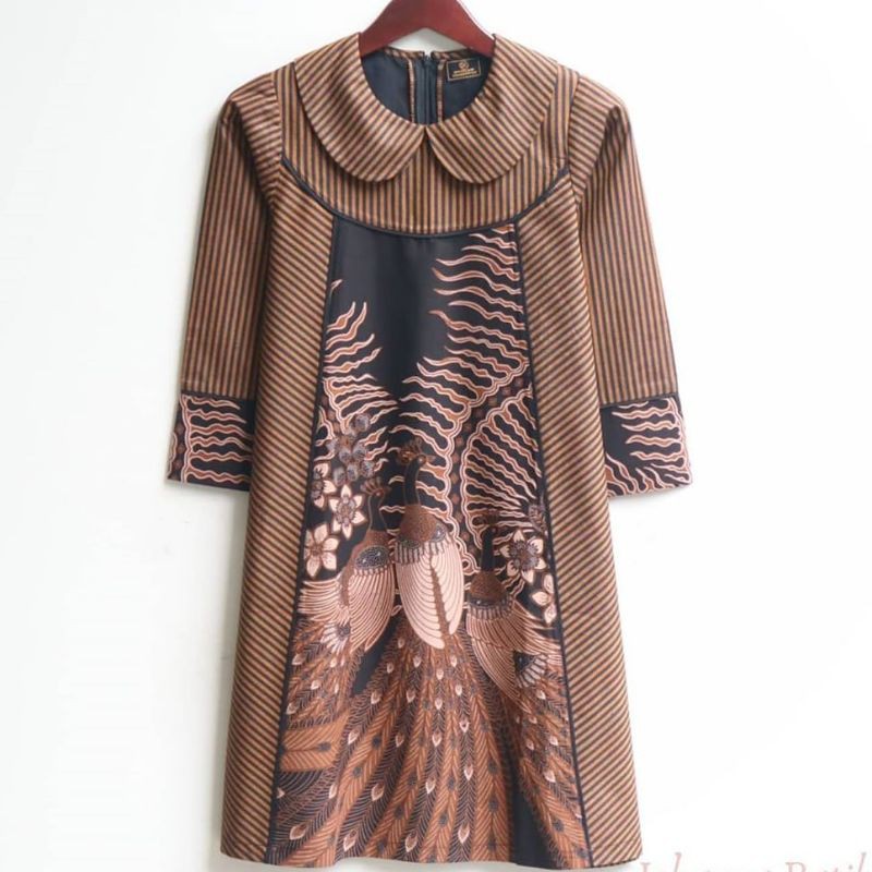 Tunik Batik Kerja Kantor Burung Merak Kombinasi Salur Sogan Lapis Tricot