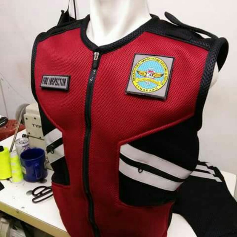 

Gratis Papan Nama_Rompi ARFF Merah PREMIUM.