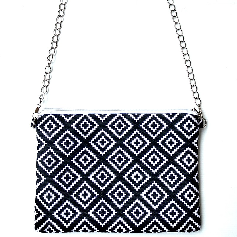 Tas Selempang Wanita Dorothy Slingbag Bahan Kanvas 26x18cm Tali Rantai Canvas Tas Bahu Sling Bag