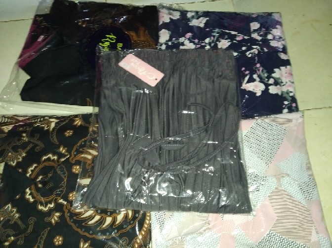 Naga Sogan Pendek Kemeja Batik Pria Lengan Pendek Katun Sragenan Full Furing