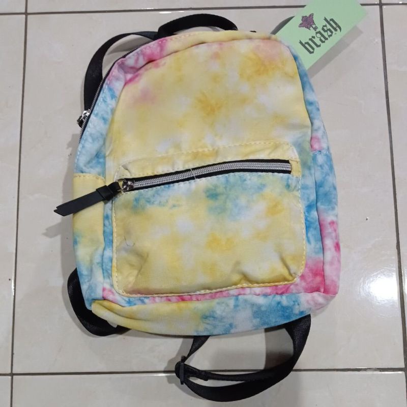 Tas Gendong Brash