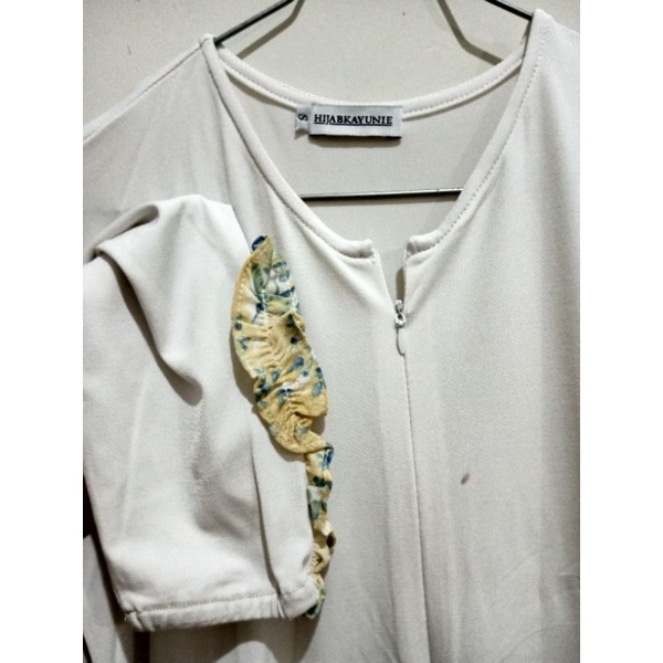 Preloved gamis hijab kayuni