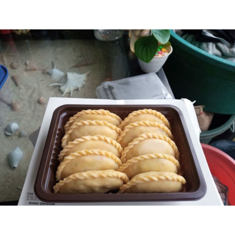 

Pastel isi sayur dan ayam
