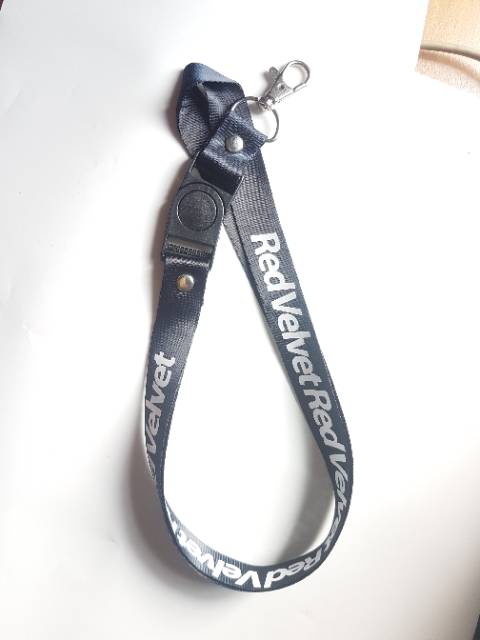 RED VELVET LANYARD GANTUNGAN TALI LANYARD ID CARD KEYRING KEYCHAIN KPOP