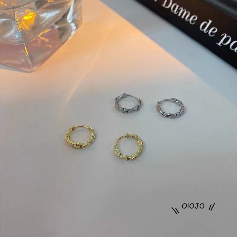 Anting Bulat Kecil Model Twist Untuk Wanita - ol2