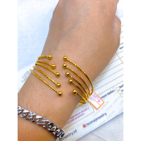 Gelang bangle Kolong Titanium Emas G02