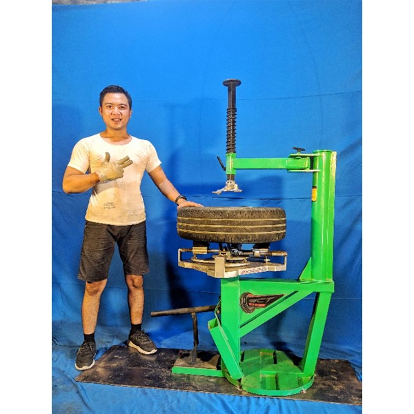 BCT Tire Changer 4 Variable Clamp – Alat Ganti Ban Manual Motor & Mobil Ring 10-21 Tanpa Kompresor
