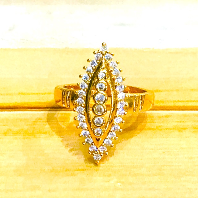 Cincin wanita / cincin permata berlian replika / cincin pengganti emas / cincin lapis emas