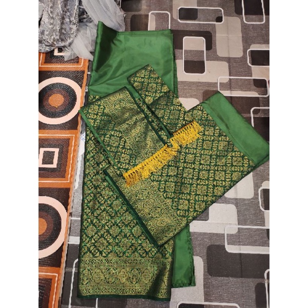 songket penganten pasangan.