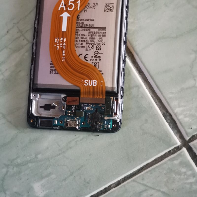 part samsung A51, kamera depan belakang, mesin, konektor charger ori copotan