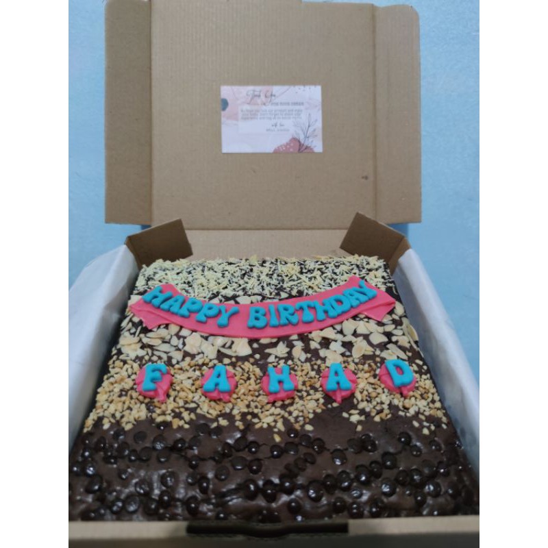 

BROWNIES PANGGANG CUSTOM / BROWNIES UCAPAN