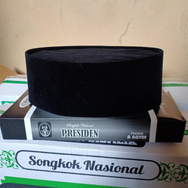 Peci songkok polos hitam